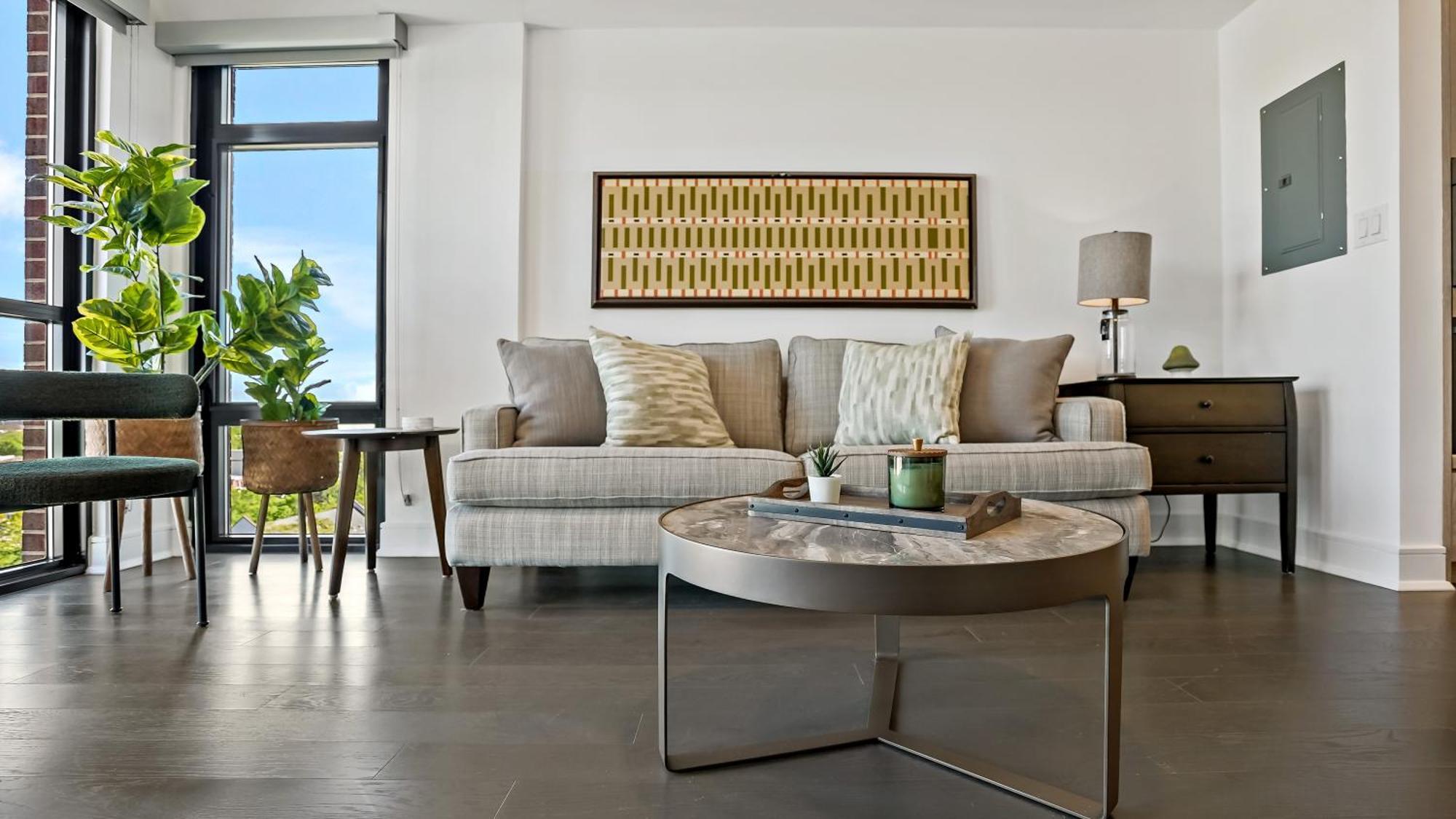 Pure Voyage Shaw Aparthotel Вашингтон Екстериор снимка