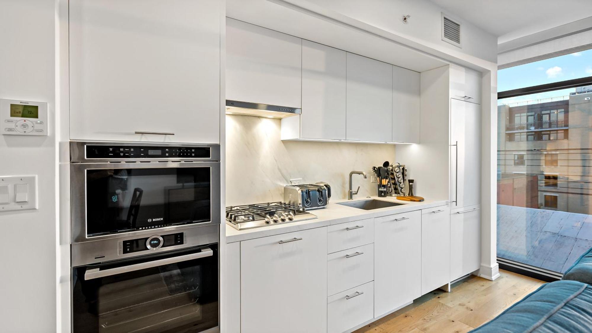 Pure Voyage Shaw Aparthotel Вашингтон Екстериор снимка