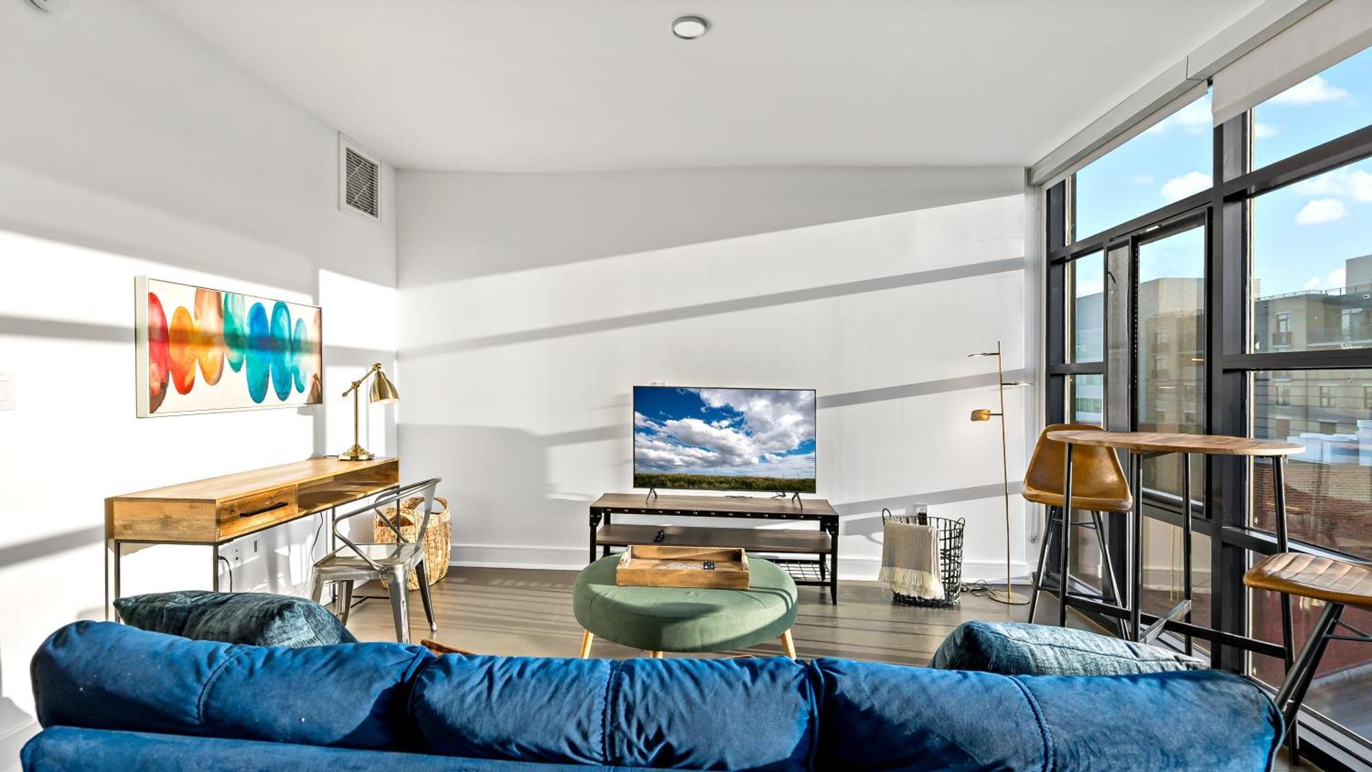 Pure Voyage Shaw Aparthotel Вашингтон Екстериор снимка