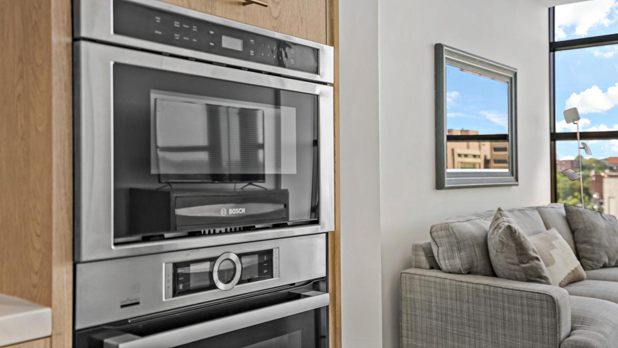 Pure Voyage Shaw Aparthotel Вашингтон Екстериор снимка