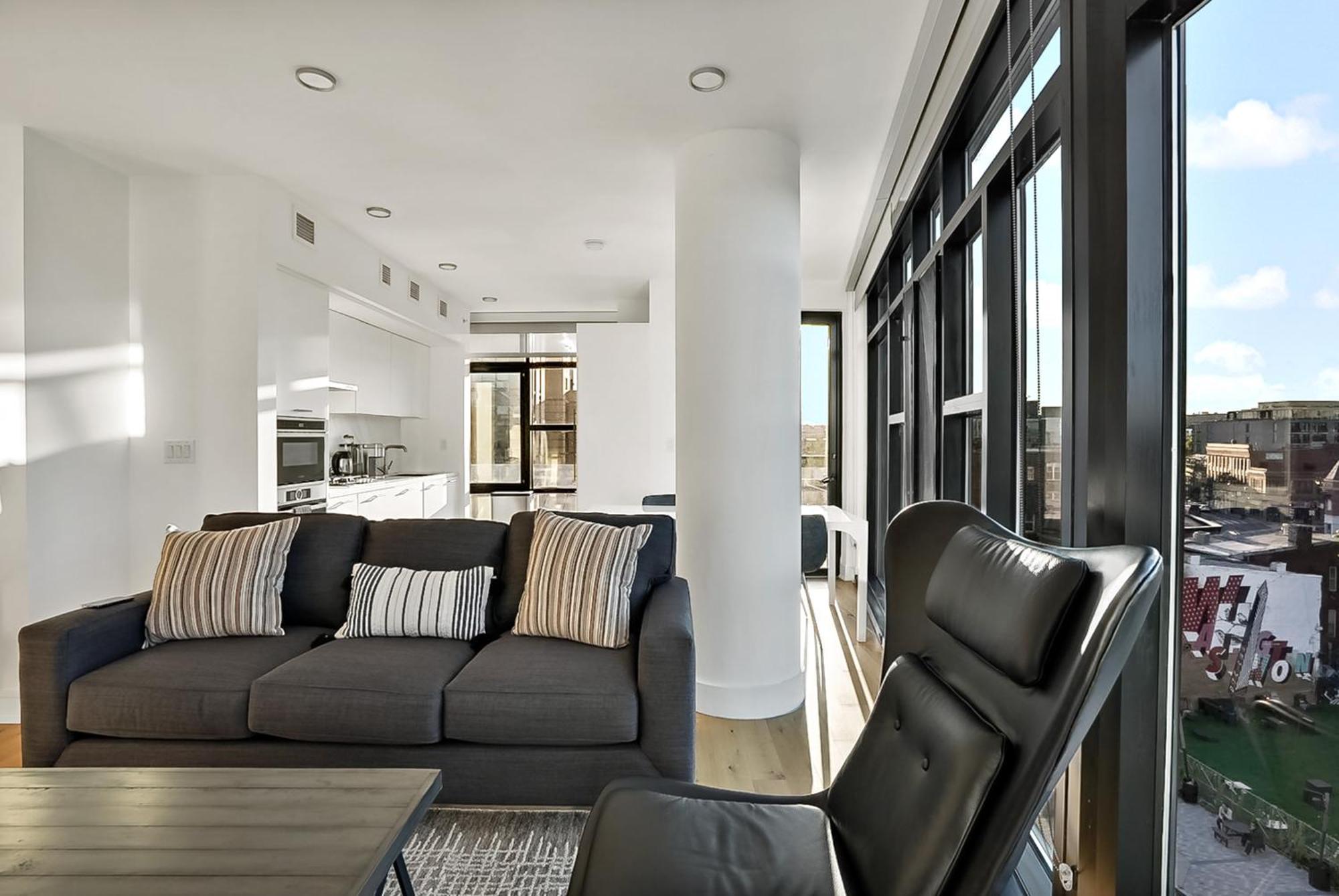 Pure Voyage Shaw Aparthotel Вашингтон Екстериор снимка